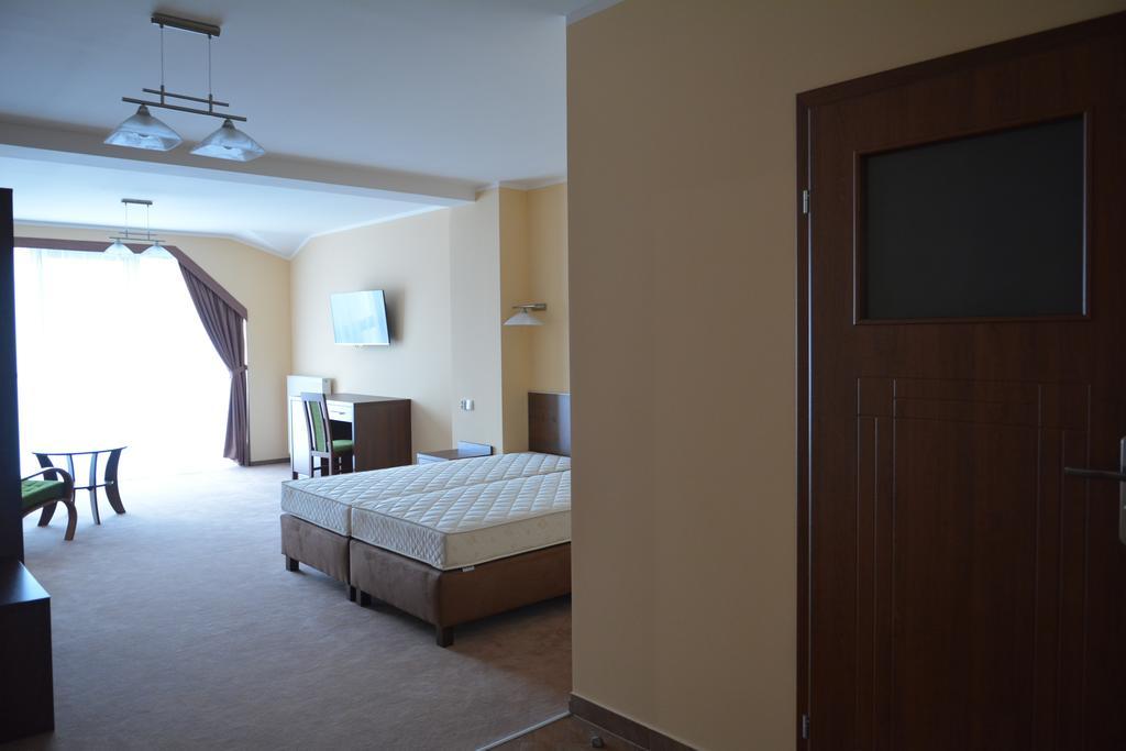 Gosciniec Pan Tadeusz II Hotell Giżycko Rom bilde