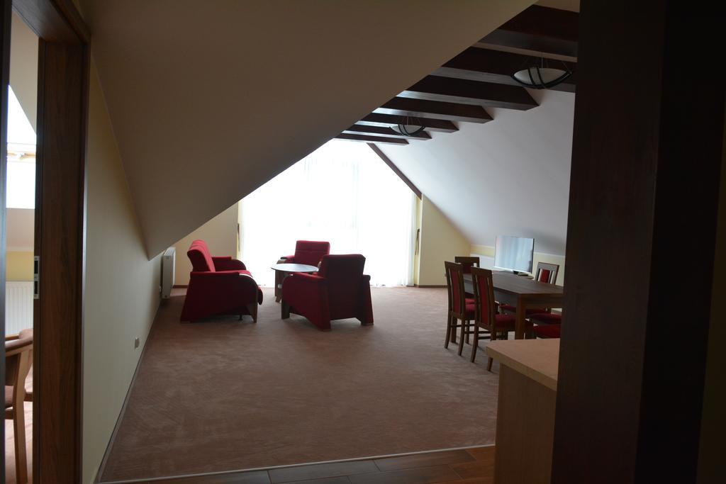 Gosciniec Pan Tadeusz II Hotell Giżycko Rom bilde