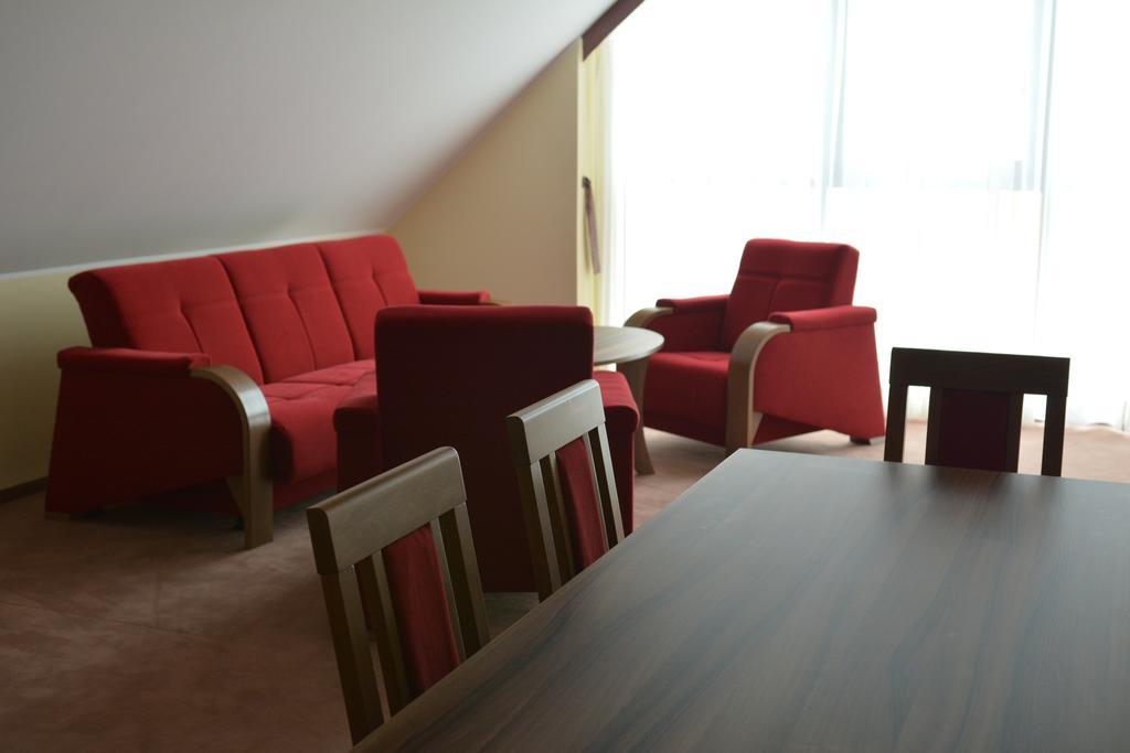 Gosciniec Pan Tadeusz II Hotell Giżycko Rom bilde