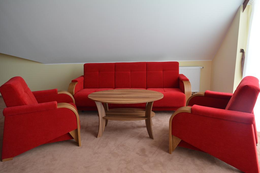 Gosciniec Pan Tadeusz II Hotell Giżycko Rom bilde