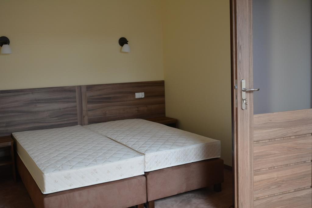 Gosciniec Pan Tadeusz II Hotell Giżycko Rom bilde