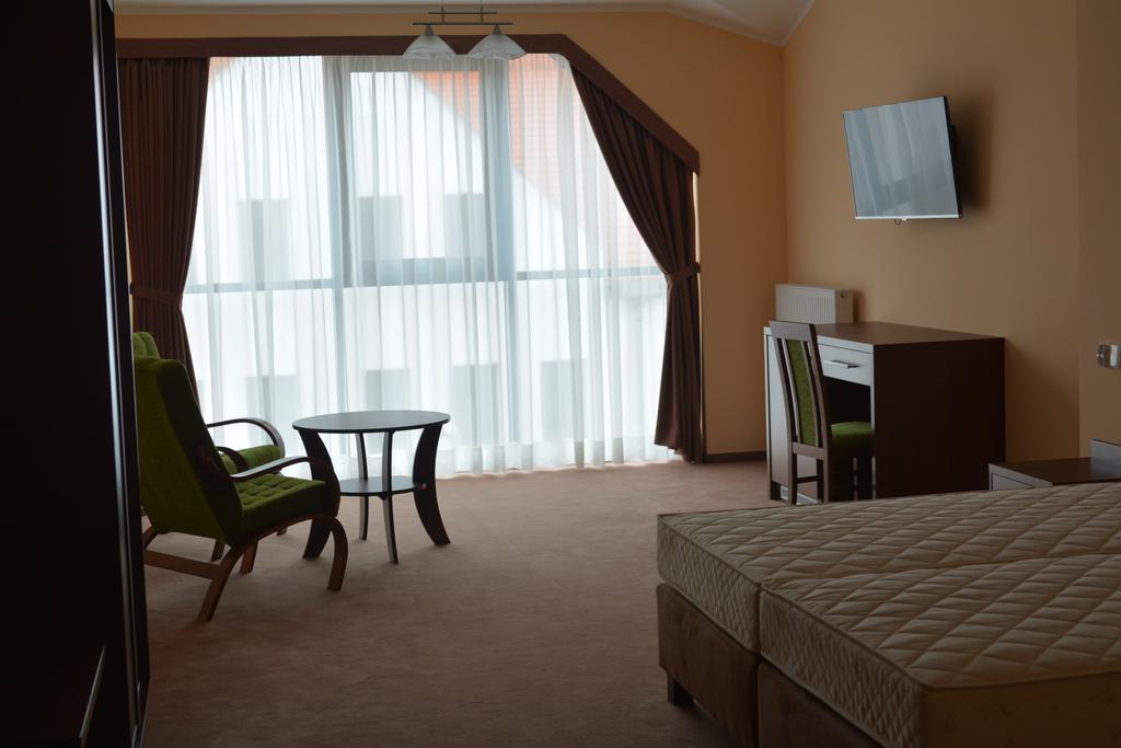 Gosciniec Pan Tadeusz II Hotell Giżycko Rom bilde
