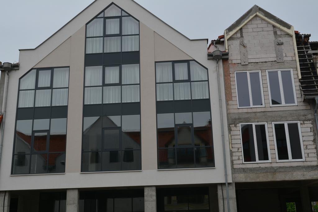 Gosciniec Pan Tadeusz II Hotell Giżycko Eksteriør bilde