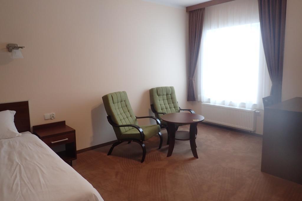 Gosciniec Pan Tadeusz II Hotell Giżycko Eksteriør bilde