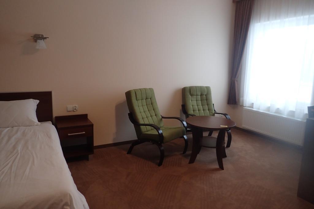 Gosciniec Pan Tadeusz II Hotell Giżycko Eksteriør bilde